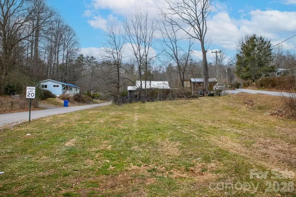 10 Hampton Road Brevard NC 28712