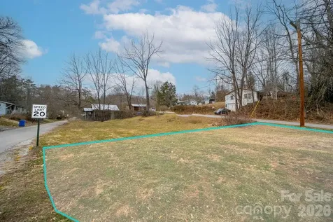 10 Hampton Road Brevard NC 28712