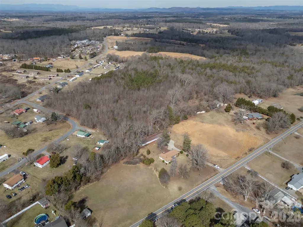 1092 Nc 120 Highway Mooresboro NC 28114