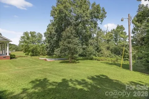 498 Johnson Dairy Road Mooresville NC 28115