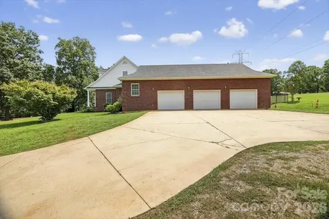 498 Johnson Dairy Road Mooresville NC 28115