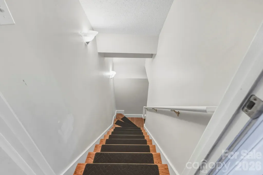 4 Carter Hill Drive Leicester NC 28748