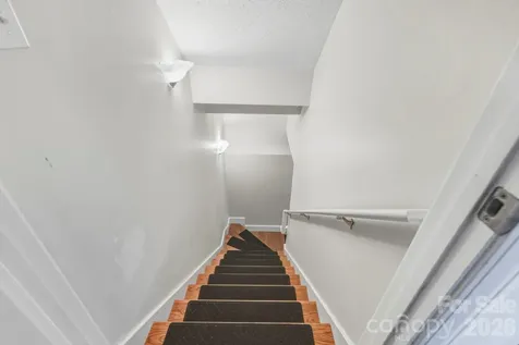 4 Carter Hill Drive Leicester NC 28748