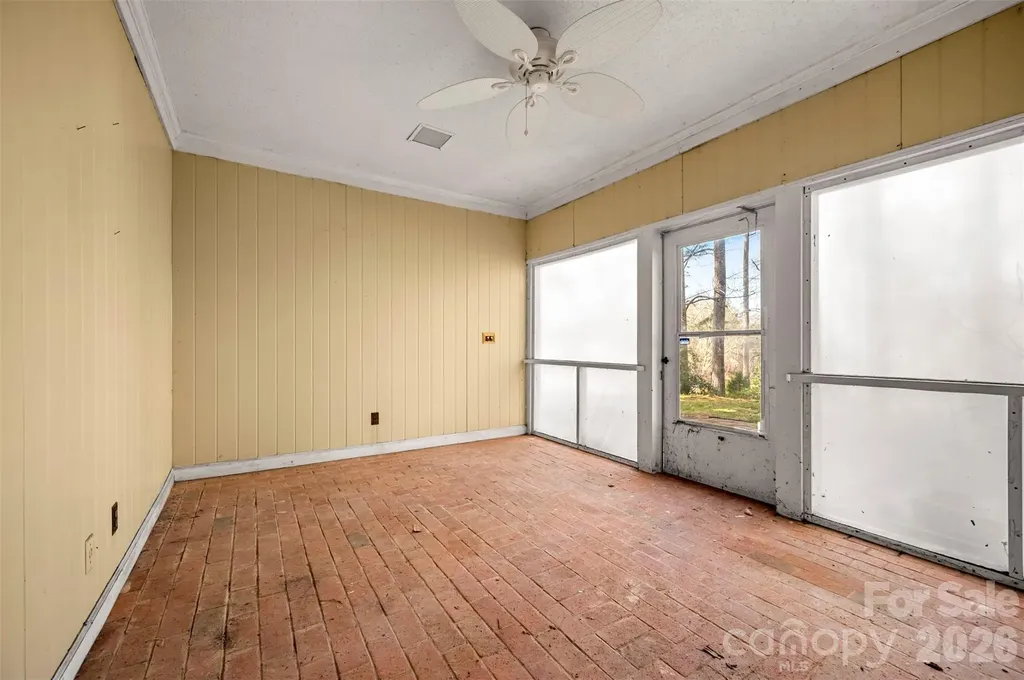 149 Woodbriar Drive Forest City NC 28043