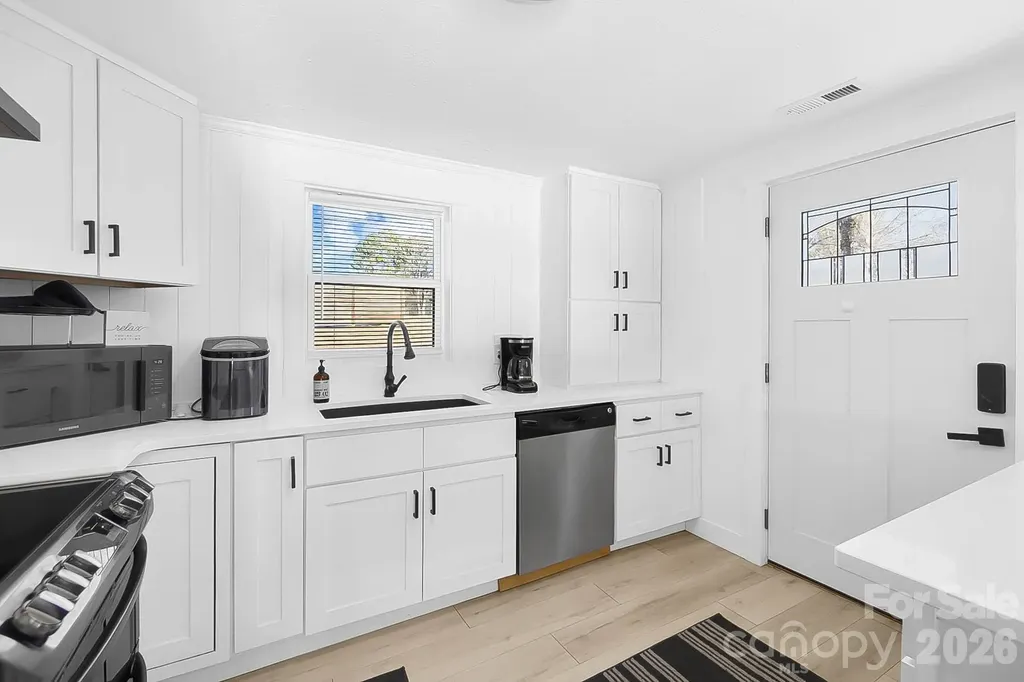 22246 Oakwood Road Albemarle NC 28001