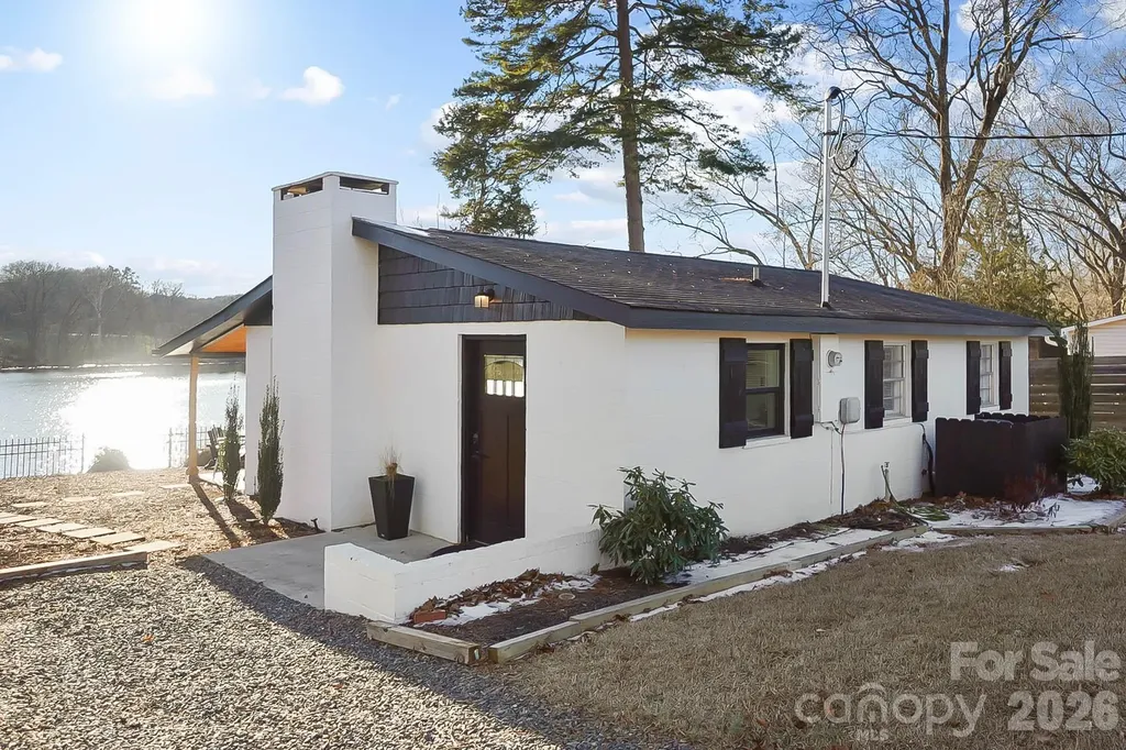 22246 Oakwood Road Albemarle NC 28001