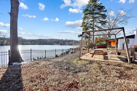 22246 Oakwood Road Albemarle NC 28001