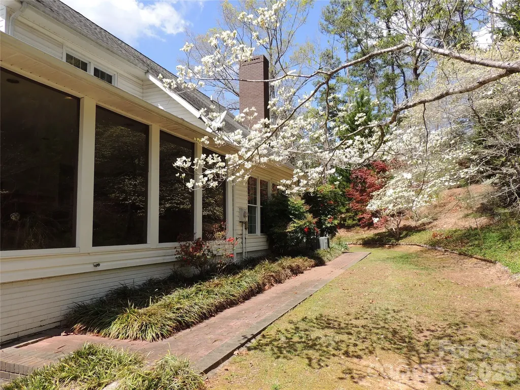 256 Gable Hill Lane Bostic NC 28018