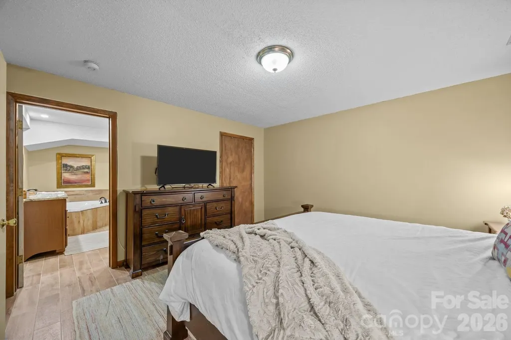 501 Woodfield Drive Asheville NC 28803