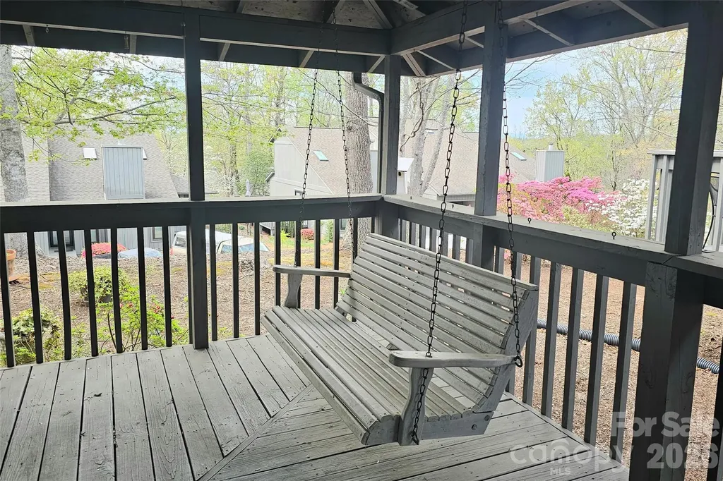 703 Independence Trail Morganton NC 28655