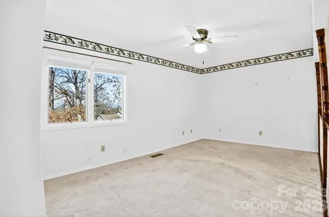 703 Independence Trail Morganton NC 28655