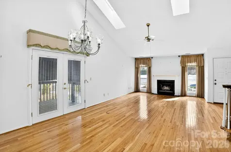 703 Independence Trail Morganton NC 28655
