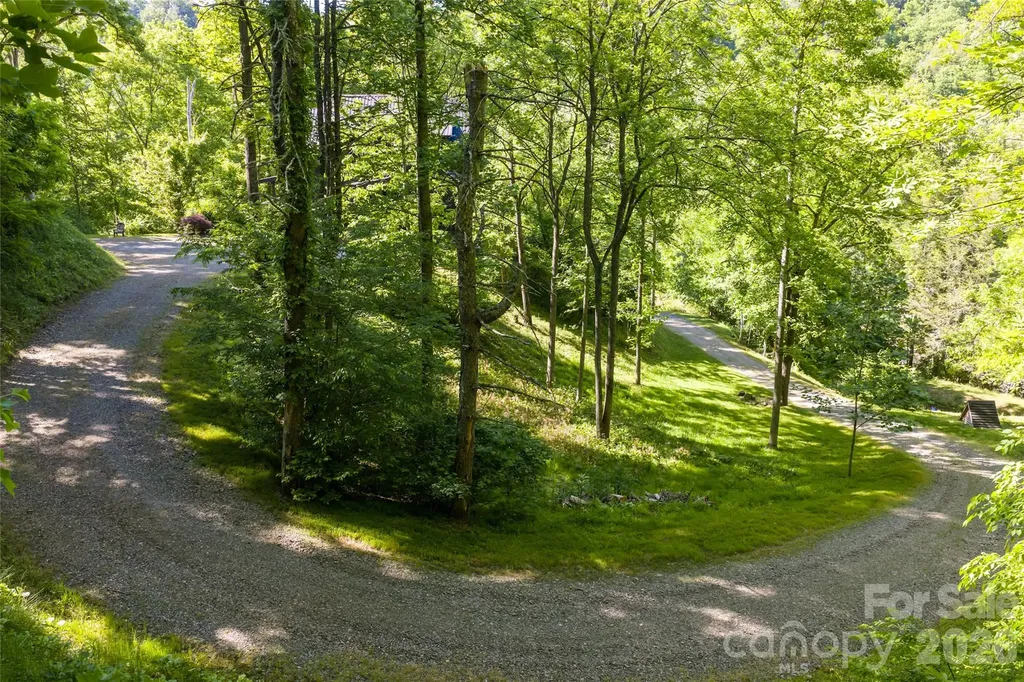 64 Hobson Branch Road Weaverville NC 28787