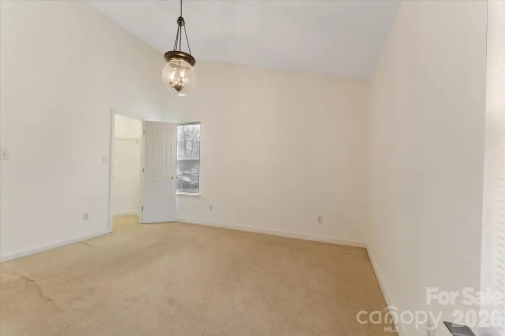 1914 Sloan Drive Charlotte NC 28208