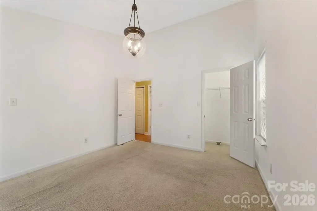 1914 Sloan Drive Charlotte NC 28208