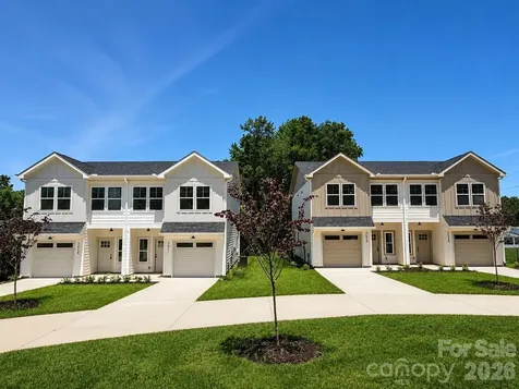 7519/7521/7523/7525 Lawyers Road Charlotte NC 28227