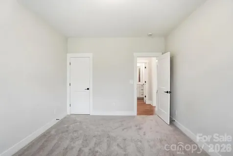 7048 Bil-mar Drive Harrisburg NC 28075