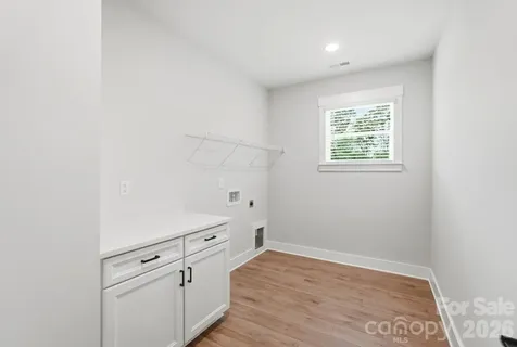 7048 Bil-mar Drive Harrisburg NC 28075