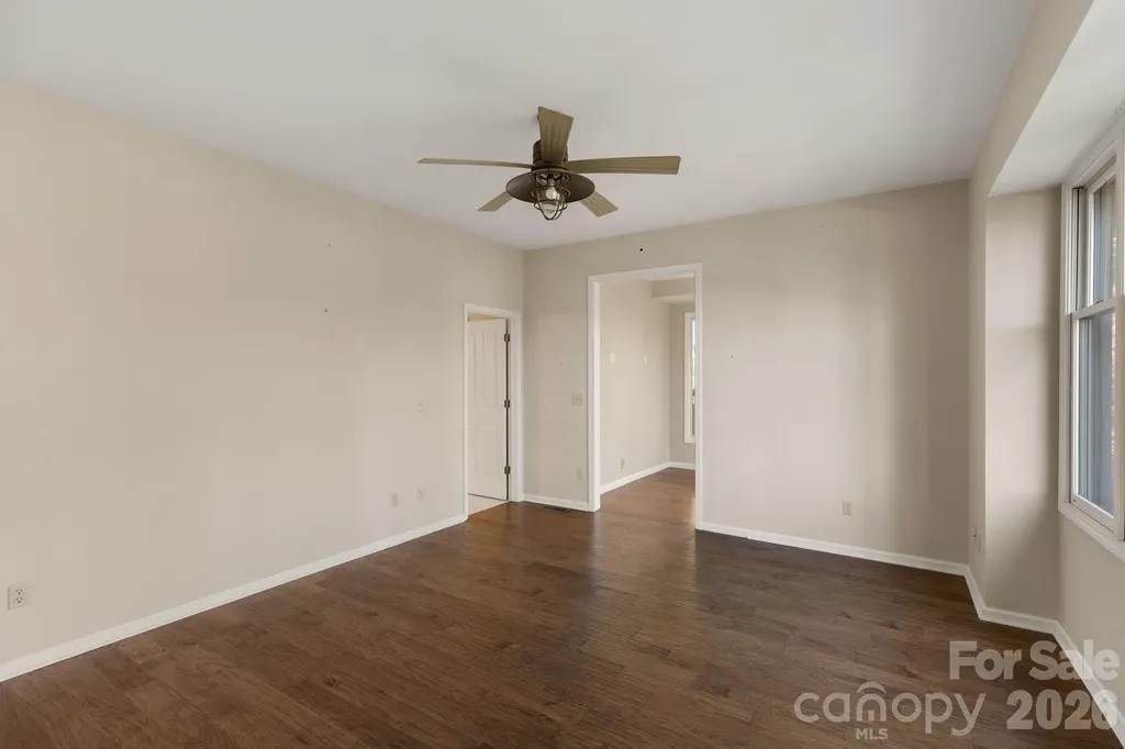 451 Crescent Trail Highlands NC 28741