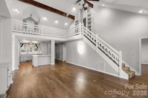 451 Crescent Trail Highlands NC 28741