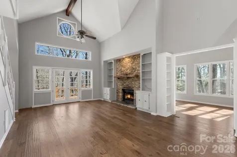451 Crescent Trail Highlands NC 28741