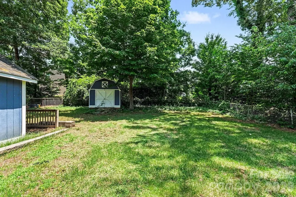 742 N Mulberry Street Statesville NC 28677