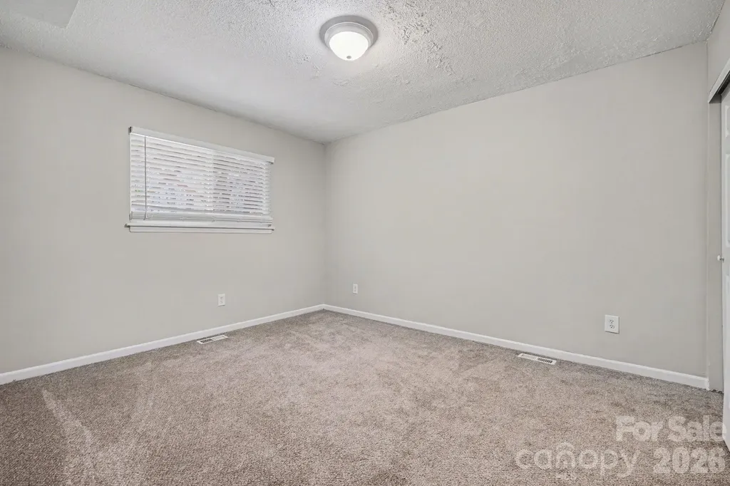 2312 Brook Canyon Drive Charlotte NC 28212