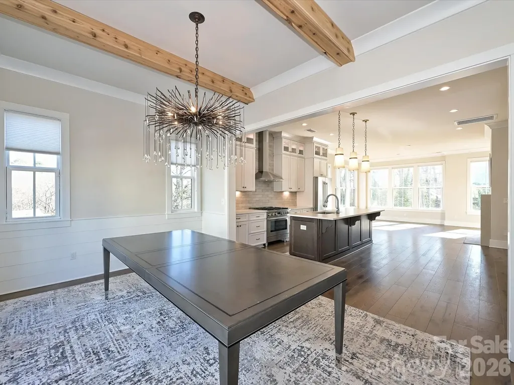 2428 Runnymede Lane Charlotte NC 28209