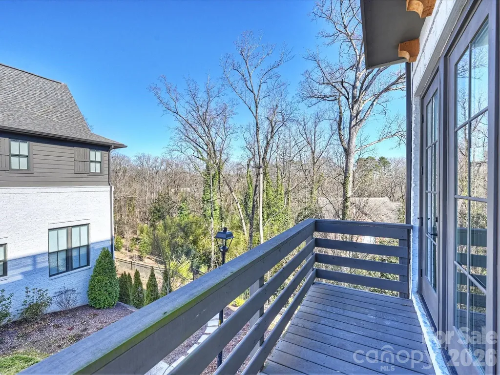 2428 Runnymede Lane Charlotte NC 28209