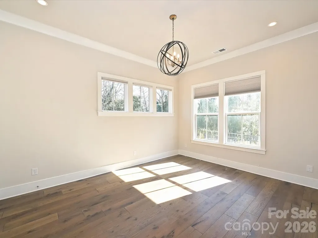 2428 Runnymede Lane Charlotte NC 28209