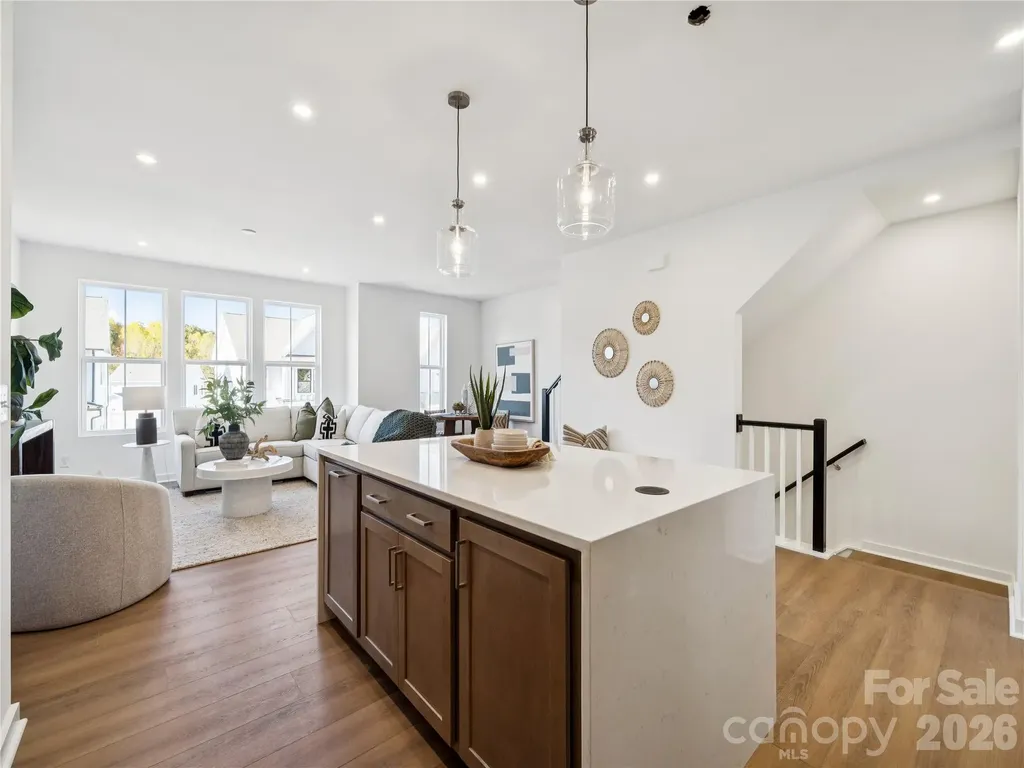 7017 Westrow Avenue Charlotte NC 28278
