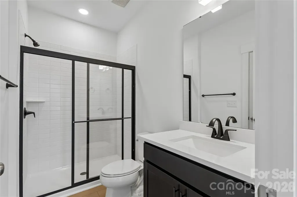 7017 Westrow Avenue Charlotte NC 28278