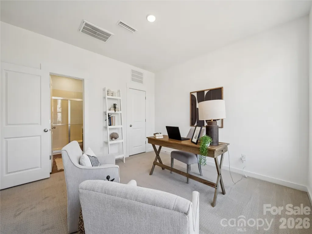7017 Westrow Avenue Charlotte NC 28278