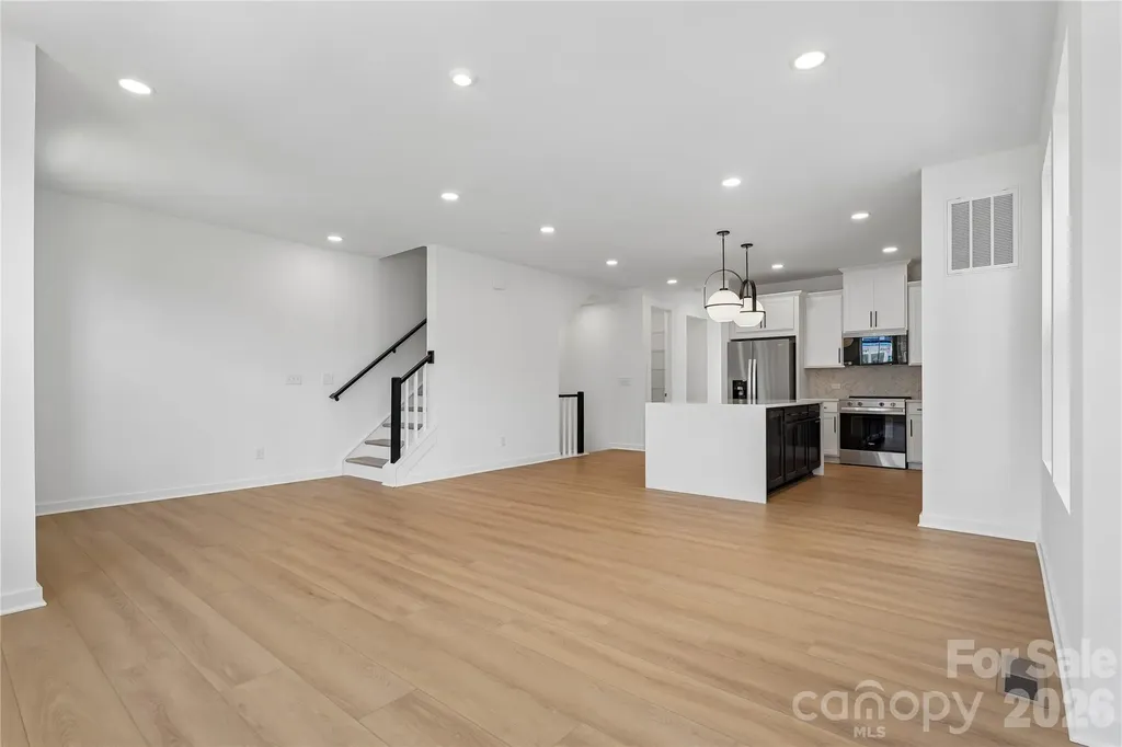 7017 Westrow Avenue Charlotte NC 28278