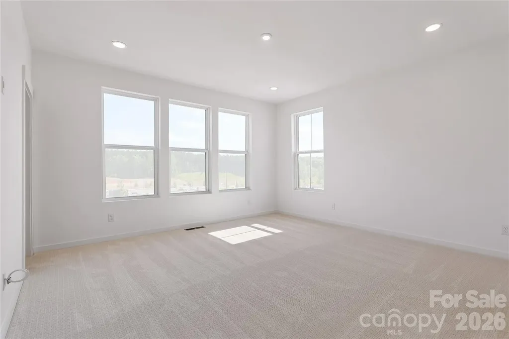 7017 Westrow Avenue Charlotte NC 28278