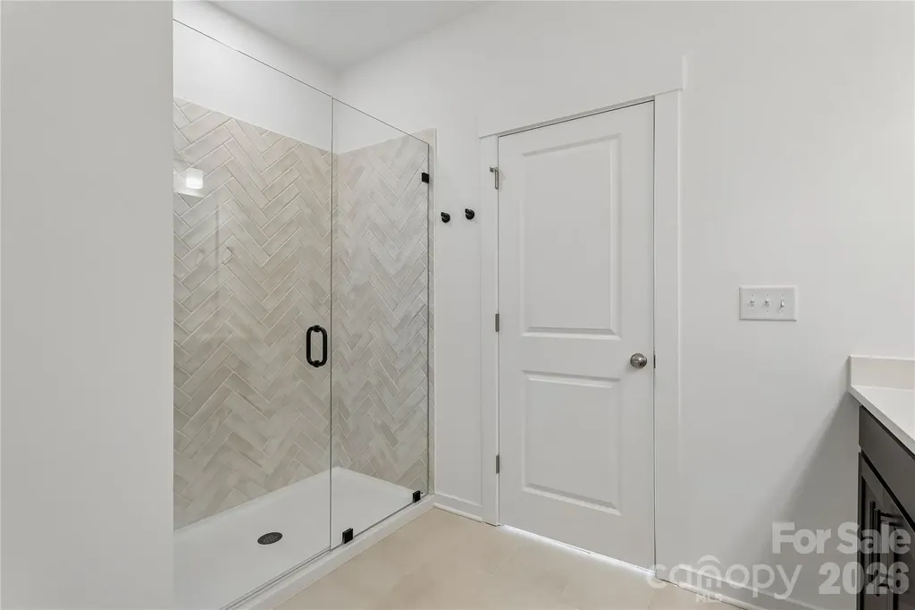 7017 Westrow Avenue Charlotte NC 28278