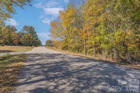 6040 Little Mountain Road Clover SC 29710