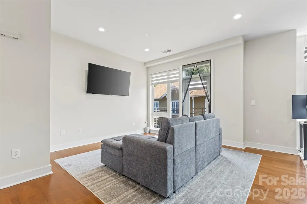 300 Magnolia Avenue Charlotte NC 28203