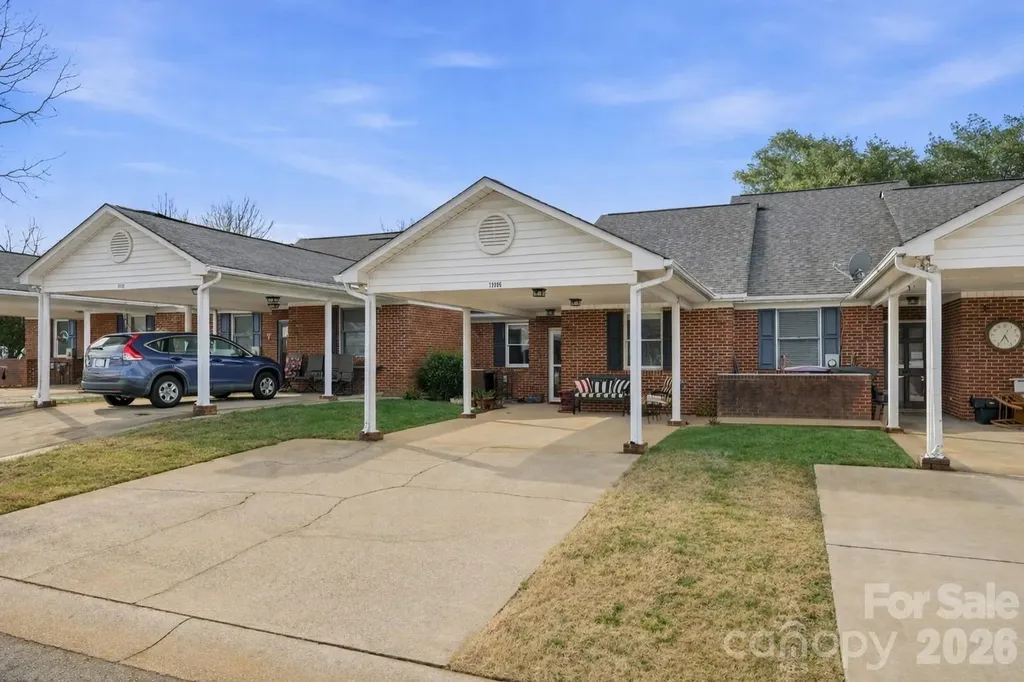 19986 Oak Leaf Circle Cornelius NC 28031
