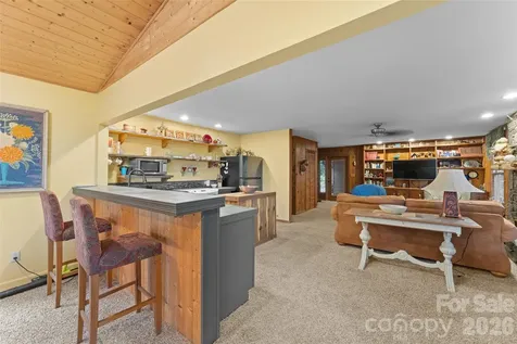 219 Kentwood Lane Pisgah Forest NC 28768