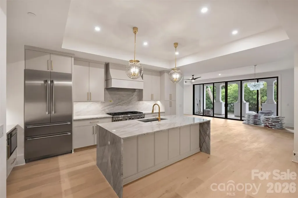 409 Queens Road Charlotte NC 28207