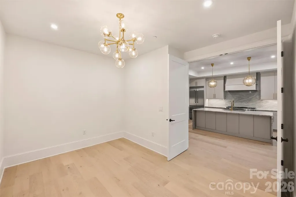 409 Queens Road Charlotte NC 28207