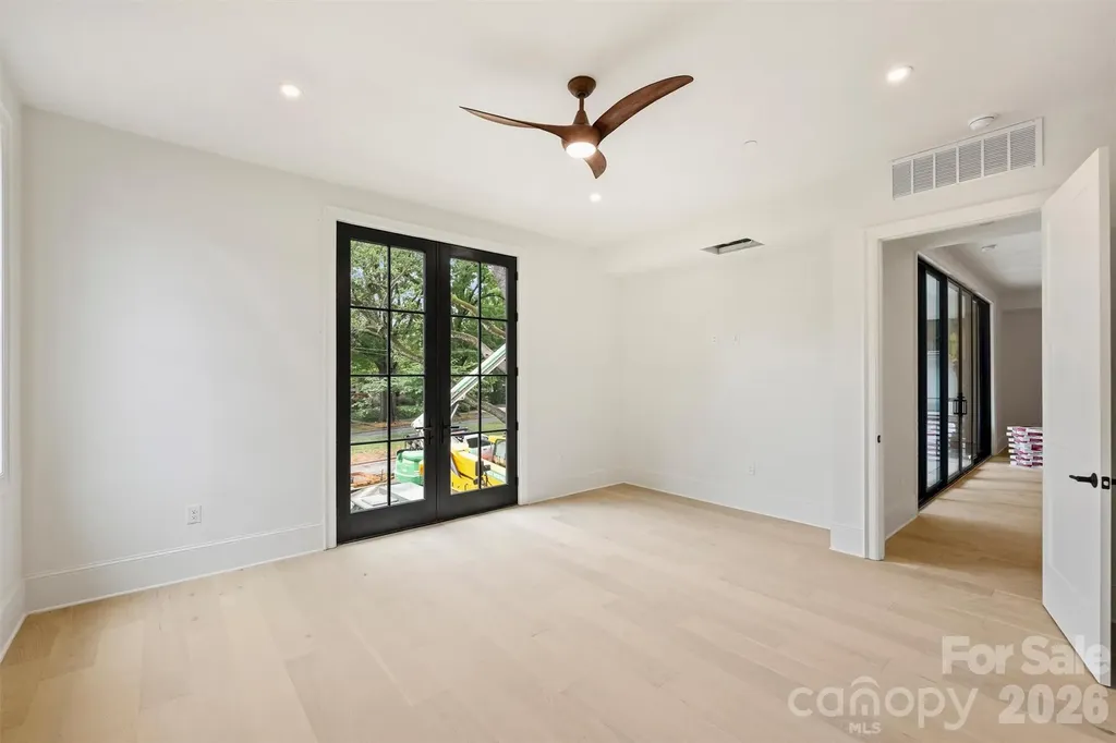 409 Queens Road Charlotte NC 28207