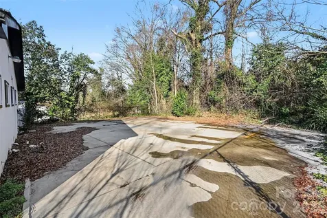 104 N Dilling Street Kings Mountain NC 28086