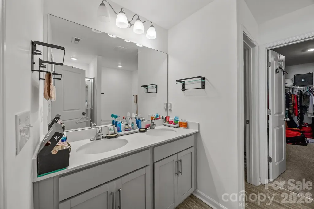 9839 Oak Barrel Lane Charlotte NC 28215