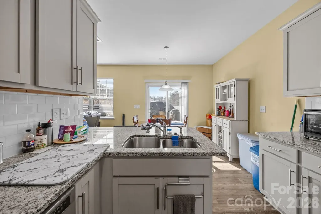 9839 Oak Barrel Lane Charlotte NC 28215
