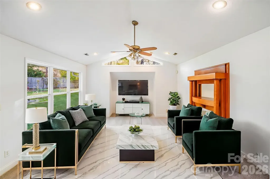 5329 Kuykendall Road Charlotte NC 28270