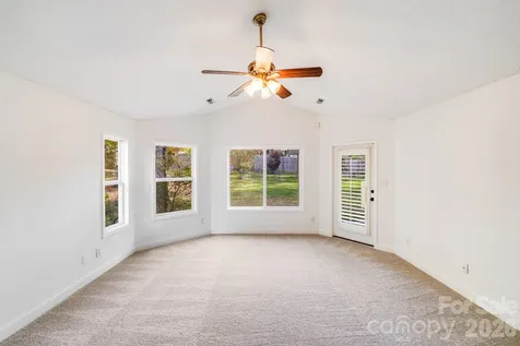 5329 Kuykendall Road Charlotte NC 28270