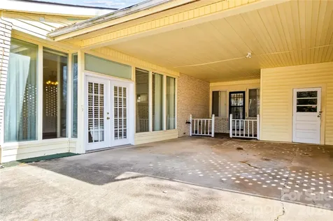 305 Sills Drive Salisbury NC 28146
