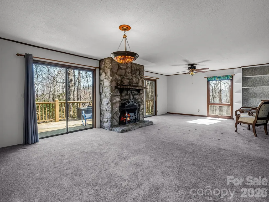 177 Tsisqua Circle Brevard NC 28712